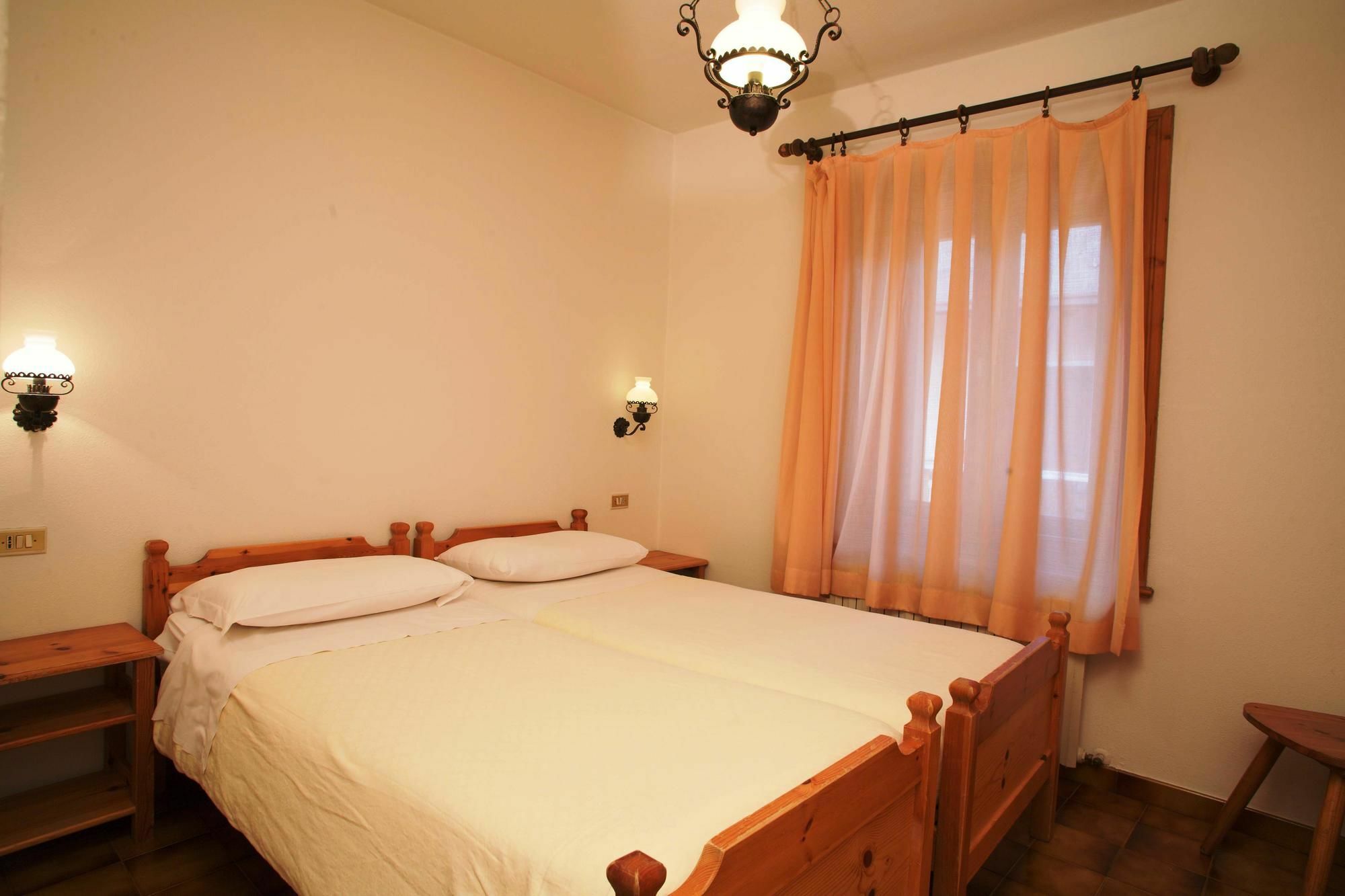 Residence Casa Longa By Livigno Accomodation Dış mekan fotoğraf